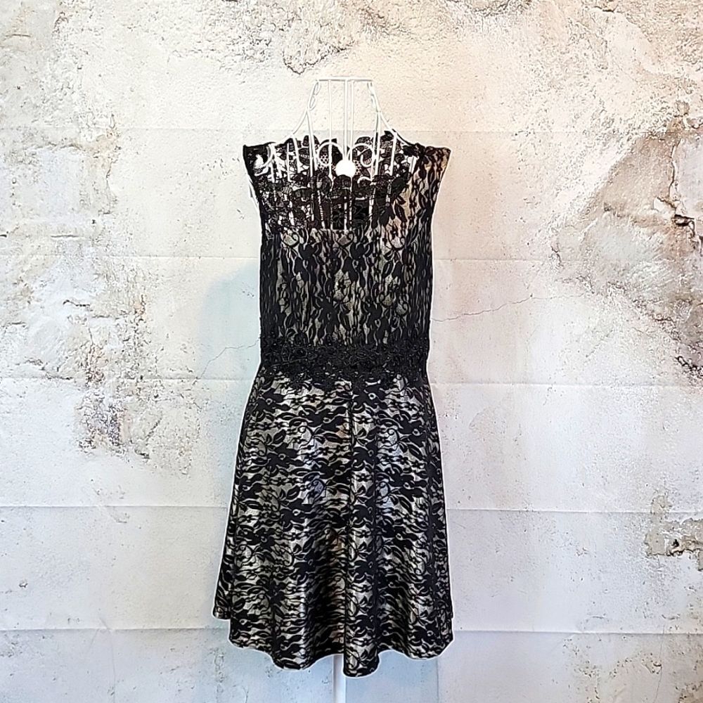 One by Eight black lace sleeveless party dress Women's 4